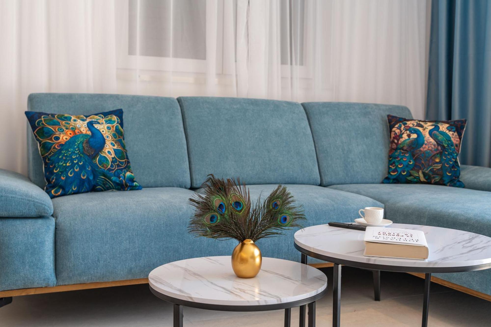 Appartamento Spacious 2-bedroom Raat