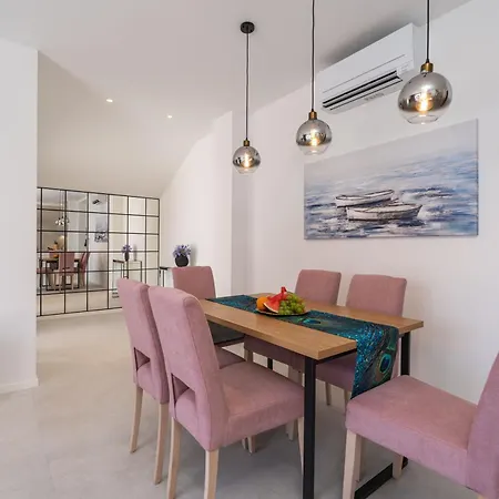 Spacious Condo 2-Bedroom Apartment Raat Cavtat Zewnętrze zdjęcie