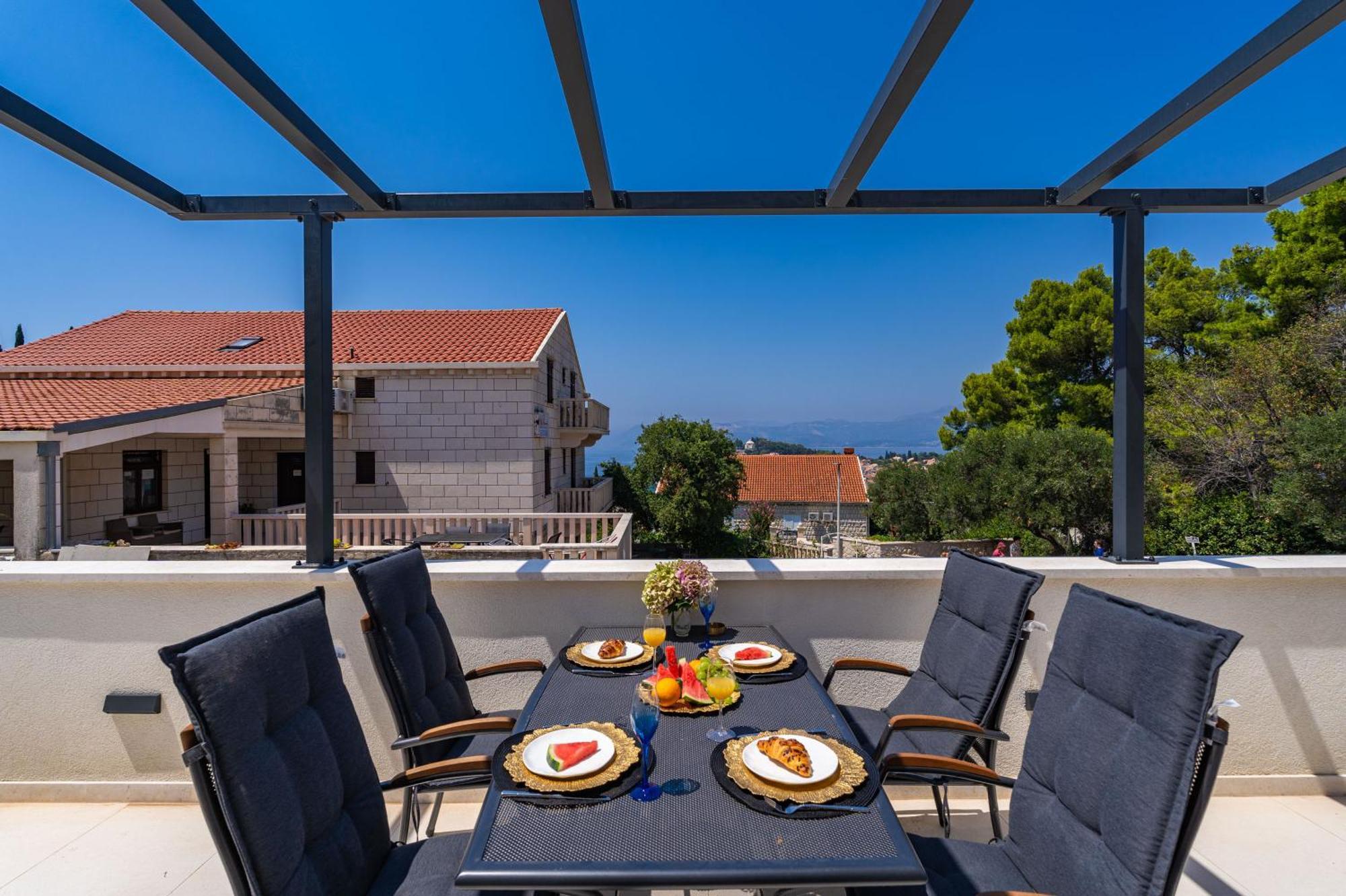 Spacious 2-bedroom Raat Apartment Cavtat