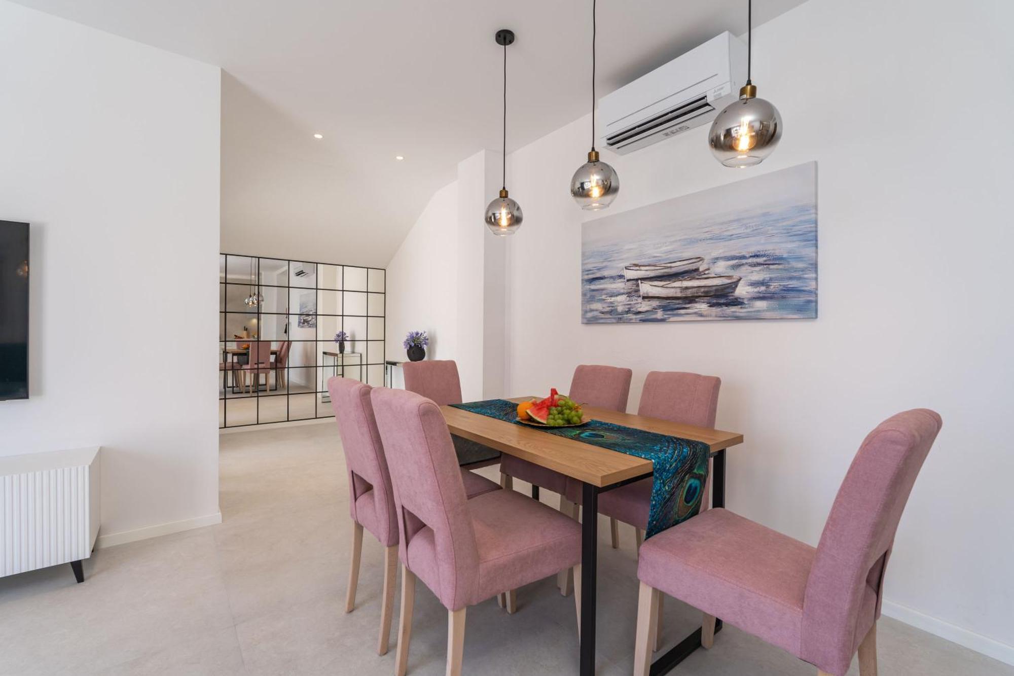 Spacious 2-bedroom Raat * Cavtat